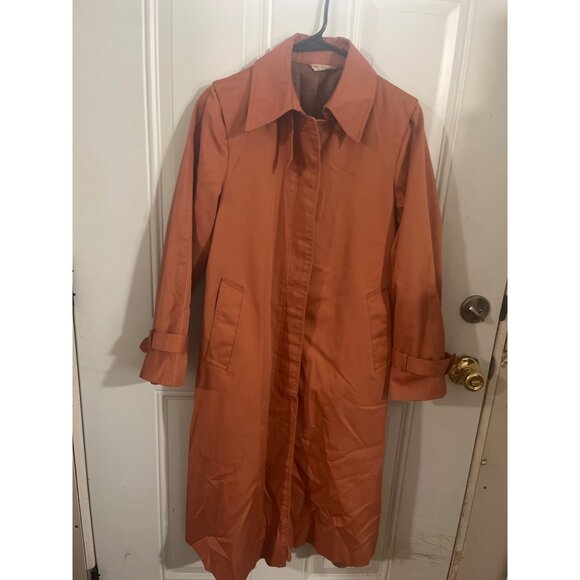 Vintage made in Taiwan burnt orange button front collared rain coat size 5/6